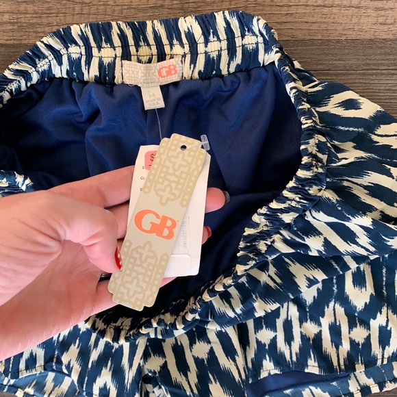 NWT Gianna Bini Dress Shorts - Picture 3 of 3